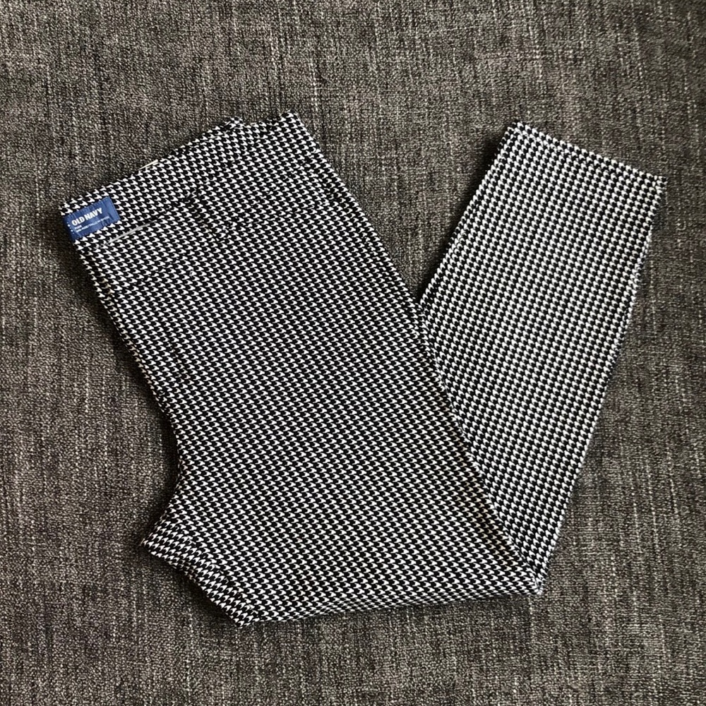 NWT Old Navy MidRise Ankle Houndstooth Pixie Pants